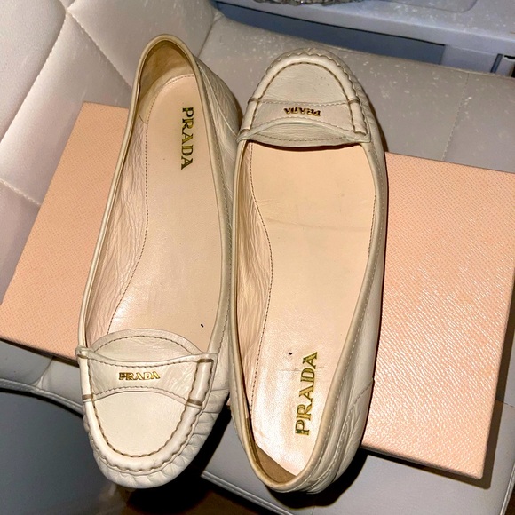 Prada Flats - Picture 1 of 2